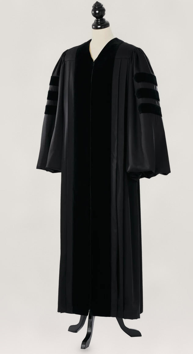 Doctoral pulpit robe