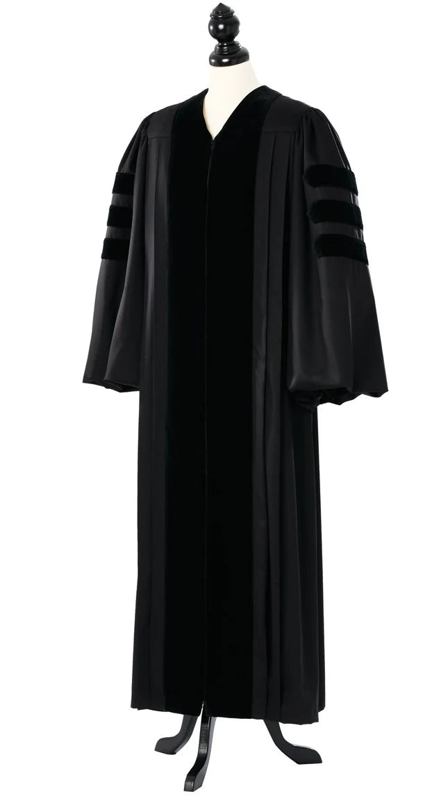 Doctoral pulpit robe