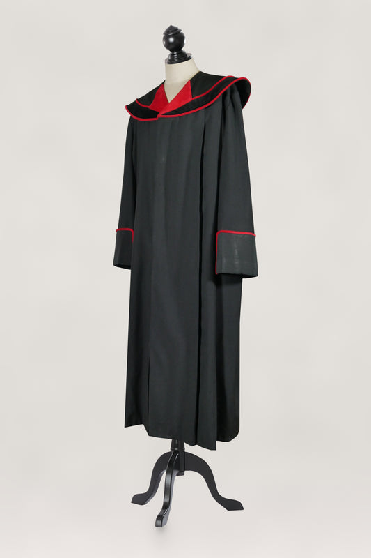 Austrian Public Prosecutor's Robe — Three-quarter view
