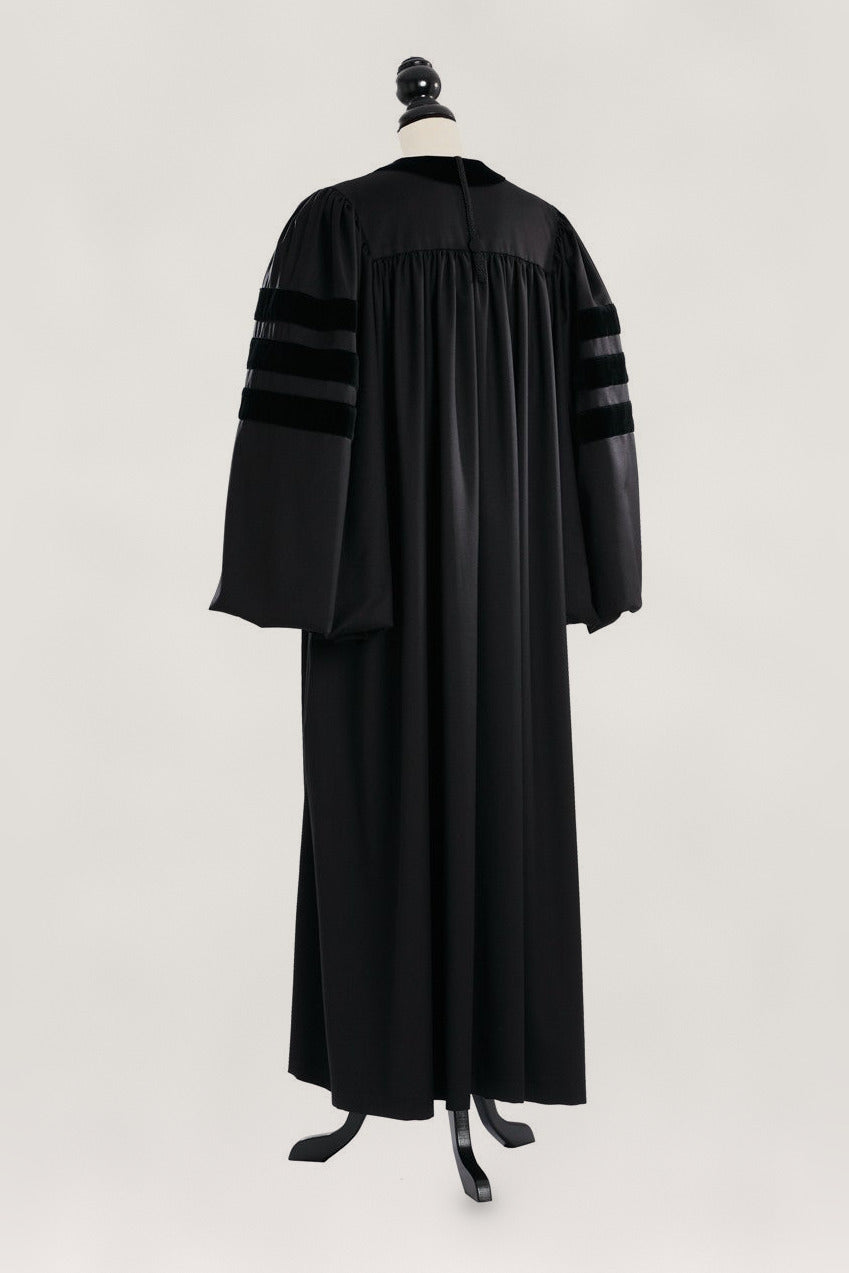 Deluxe Doctoral Academic Gown — bespoke doctoral gown, handcrafted in Bavaria (view 2)