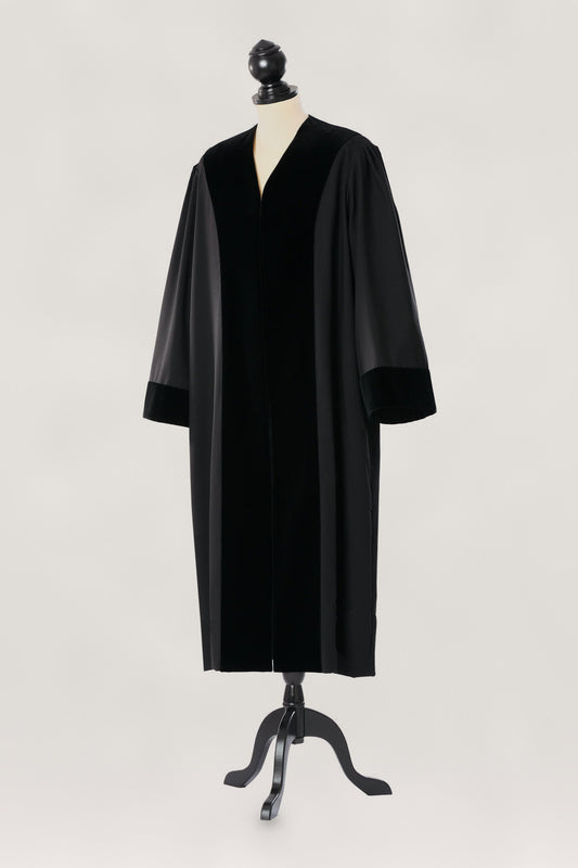 German Amtsanwalt Robe — front view
