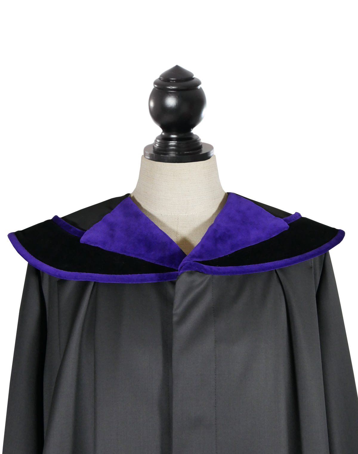 Austrian Judge's Robe with violet velvet trim — Collar, close-up