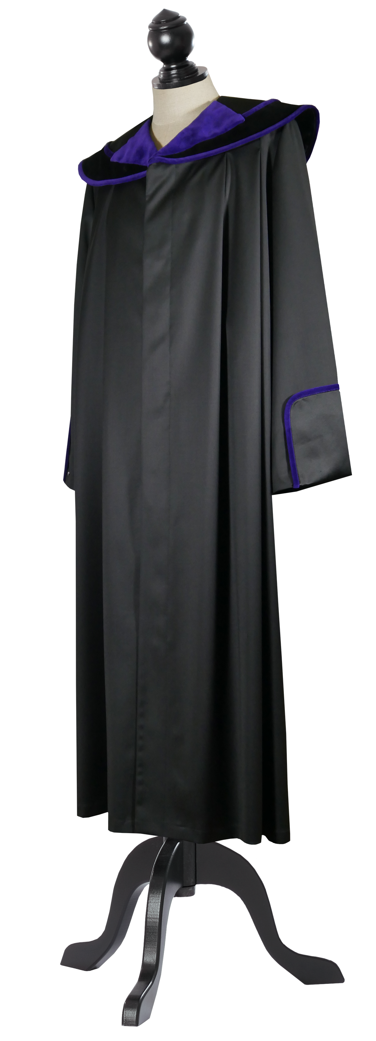 Austrian Judge's Robe — Three-quarter view