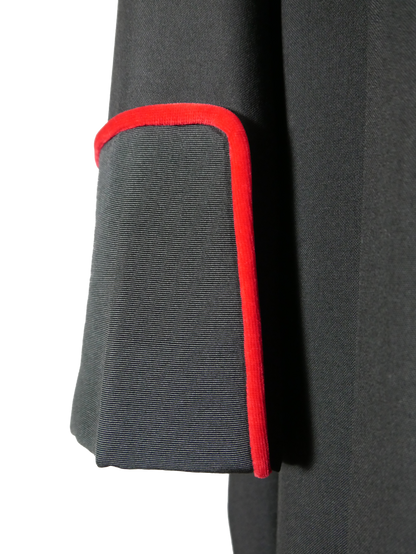 Austrian Public Prosecutor's Robe with red velvet trim — Sleeve with velvet trim, close-up