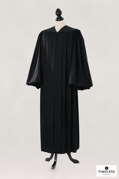 Pontiff US Judge Robe – Silver Wool / Gold Silk – original photograph with fabric logo