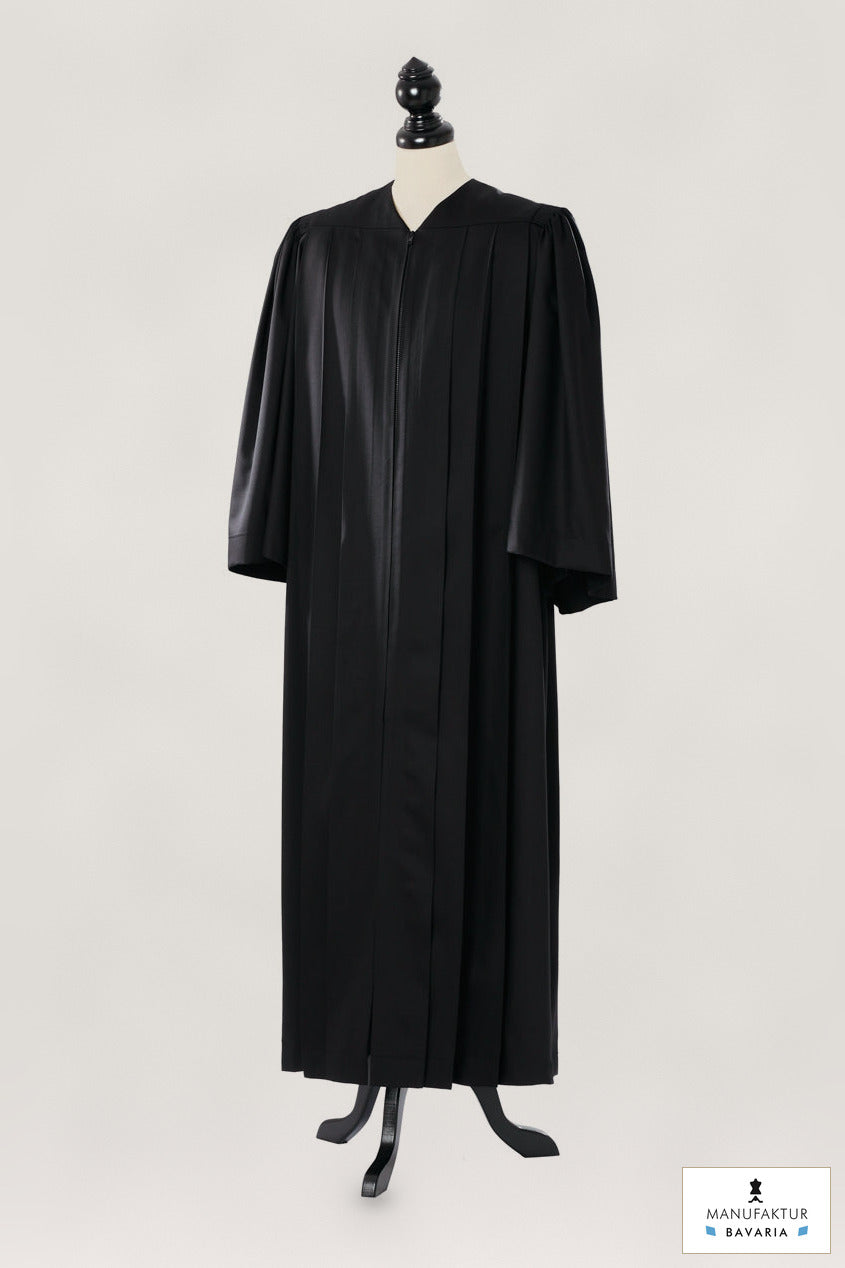 Principal US Judge Robe – Royal Regalia – original photograph with fabric logo