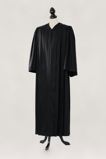 Principal US Judge Robe in black, open front, medium half-bell sleeves, full length, on a tailor mannequin