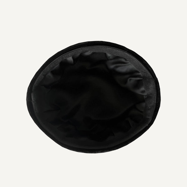 Inside of the beret: black satin lining