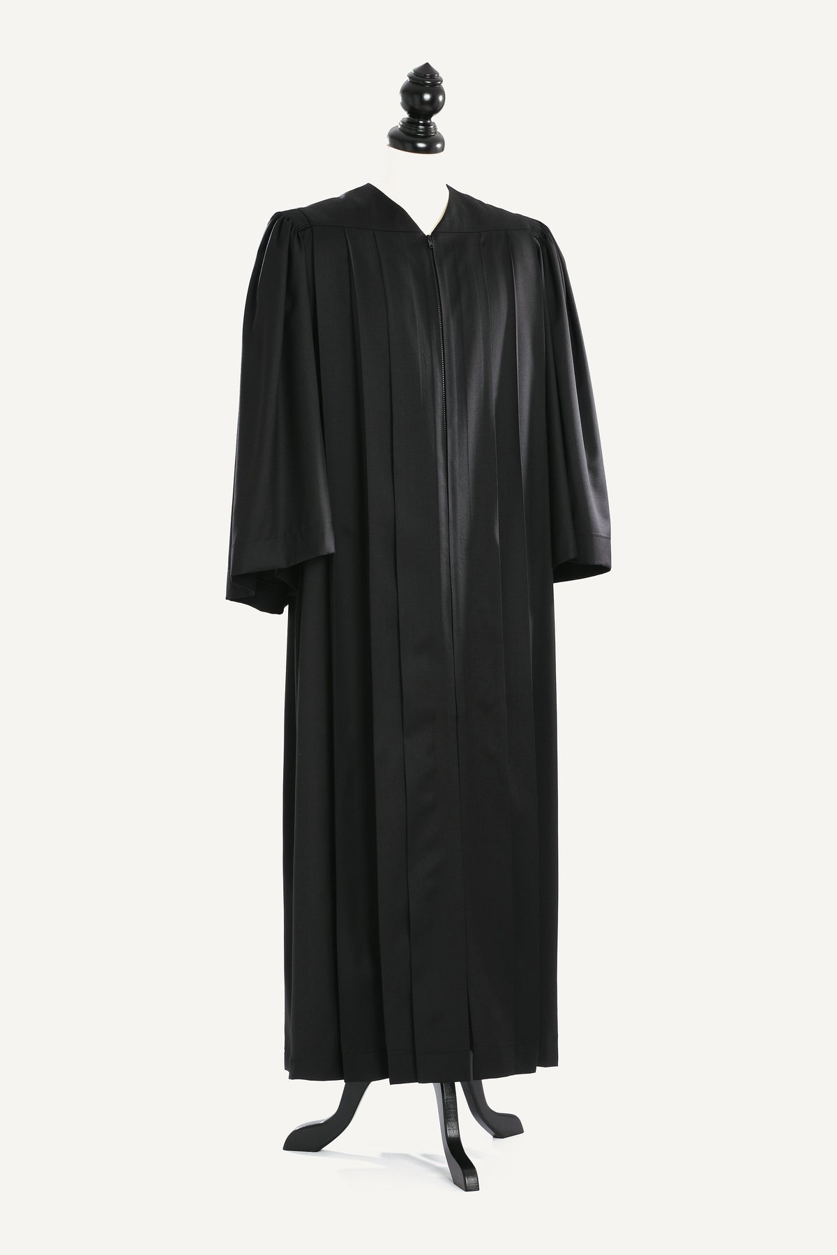 Principal US Judge Robe — front view on bust and stand, studio photograph
