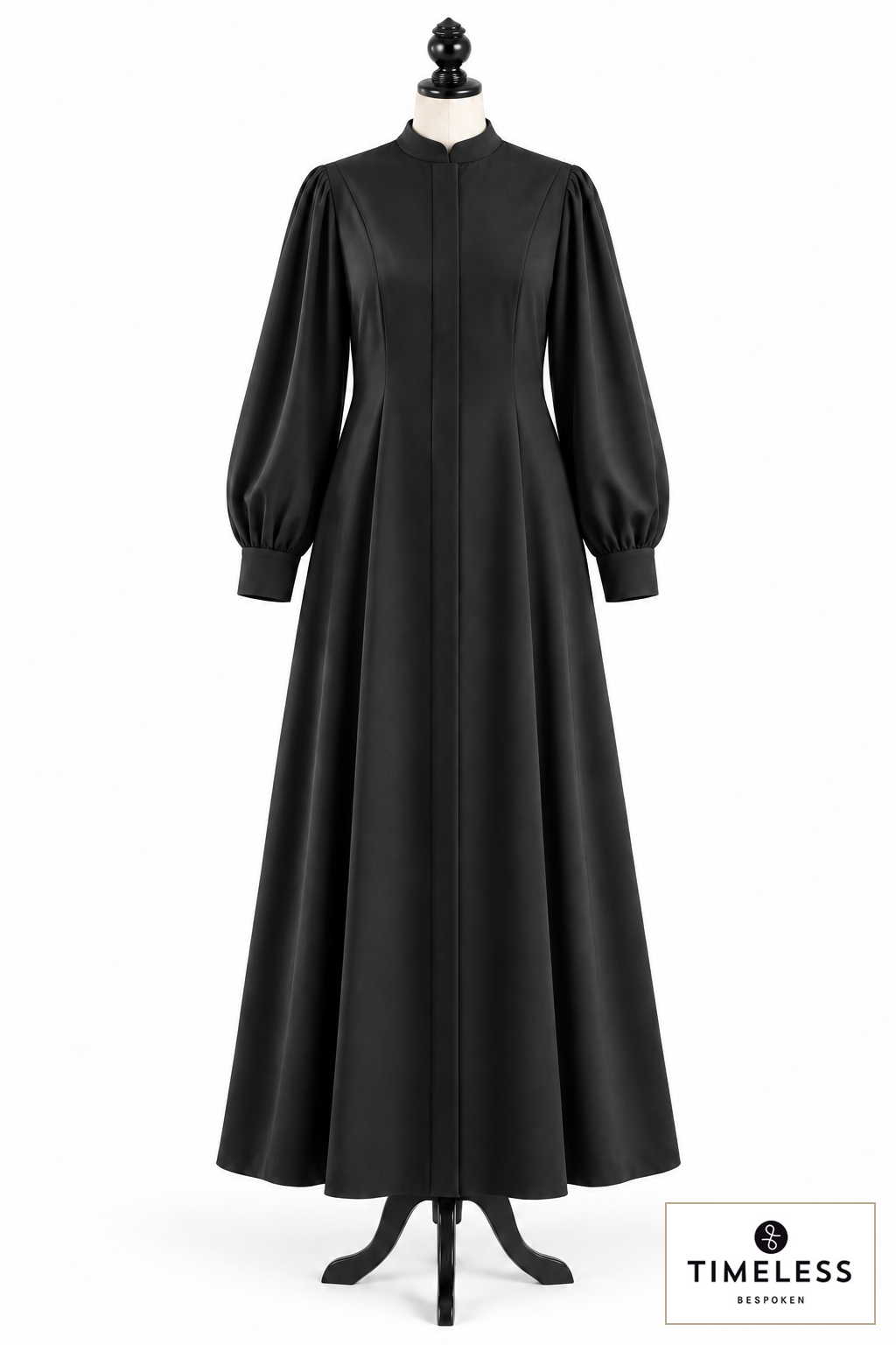 Women's preaching robe with shaping seams and a stand collar on a dress form – style visualisation · Silver Wool, Gold Silk