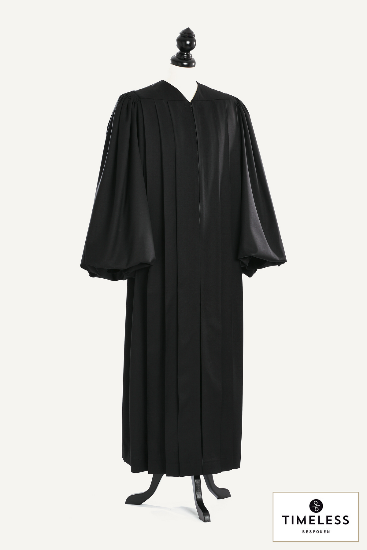 Magisterial US Judge Robe — Silver Wool / Gold Silk — studio photograph with fabric house mark