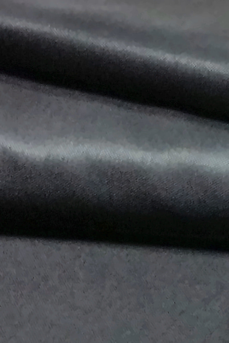 TIMELESS | bespoken Gold Silk — robe cloth with silk, close-up