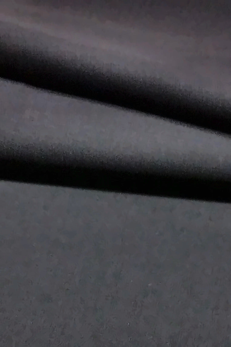 MANUFAKTUR BAVARIA Royal Regalia — robe cloth with cashmere, close-up