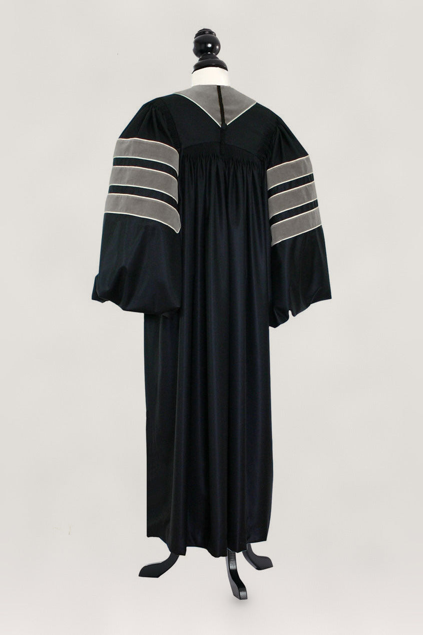 Veterinary Science — bespoke doctoral gown, handcrafted in Bavaria (view 2)