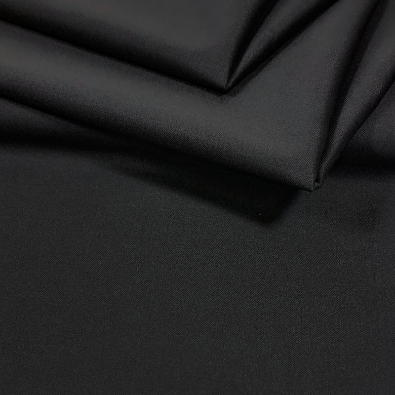 TIMELESS | bespoken Silver Wool – black robe cloth, close-up with folds
